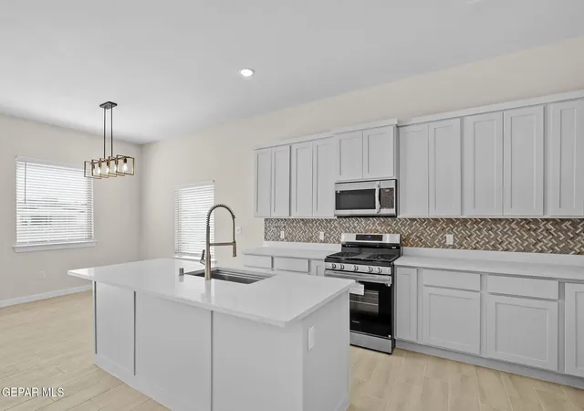 2nd image of 8409 Phil Pl, Vinton, TX 79821 | MLS# 940816