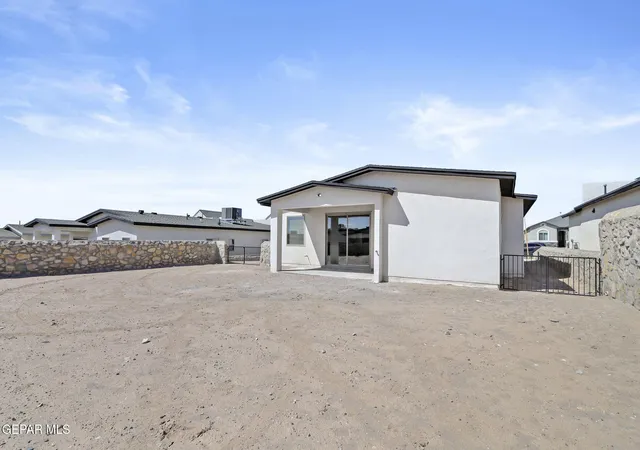 5th image of 8409 Phil Pl, Vinton, TX 79821 | MLS# 940816