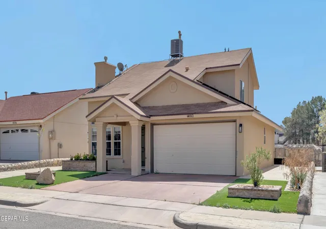Photo 3 of Single family home for sale at 14012 Lago Azul St, Horizon City, TX 79928 | MLS# 941434 | Listing updated on 2026-09-14