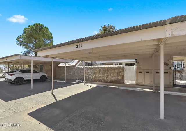 3rd image of 211 Montego Bay Dr, El Paso, TX 79912 | MLS# 941007