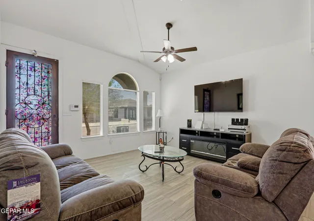 5th image of 14329 Nick Drahos Ln, El Paso, TX 79928 | MLS# 941253