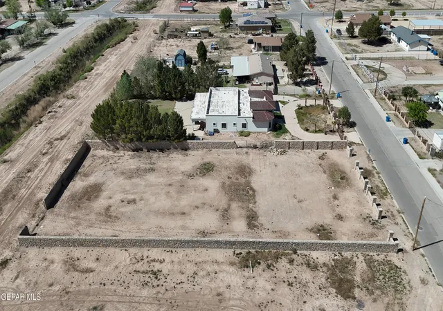 4th image of 11740 Flor Del Rio St, Socorro, TX 79927 | MLS# 941090