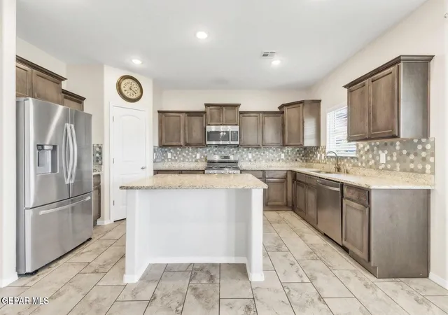image of 14541 Johnny Mata Dr, El Paso, TX 79938 | MLS# 941149