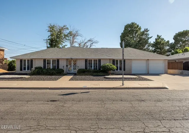 Photo 2 of Single family home for sale at 8924 El Dorado Dr, El Paso, TX 79925 | MLS# 946656 | Listing updated on 2026-09-14