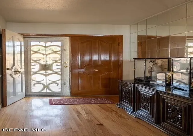Photo 3 of Single family home for sale at 8924 El Dorado Dr, El Paso, TX 79925 | MLS# 946656 | Listing updated on 2026-09-14