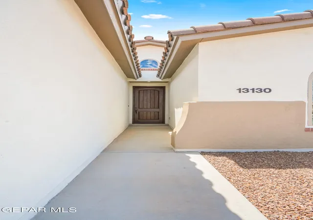 Photo 2 of Single family home for sale at 705 Paseo Modesto Dr, Horizon City, TX 79928 | MLS# 941359 | Listing updated on 2026-07-06