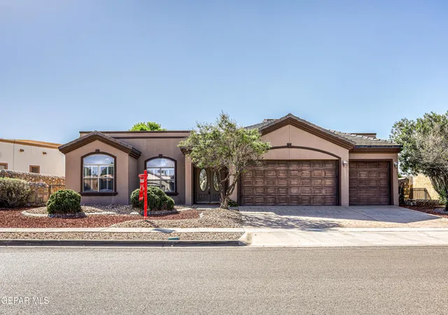Homes for sale in Horizon City, TX | 13574 Emerald Falls Dr, Horizon City, TX 79928 | MLS# 941523