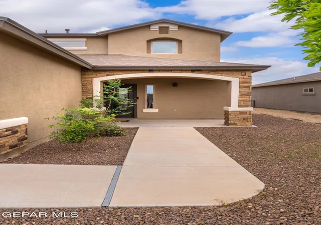 Photo 3 of Single family home for sale at 11546 Wayne Carreon St, El Paso, TX 79927 | MLS# 941525 | Listing updated on 2026-06-18