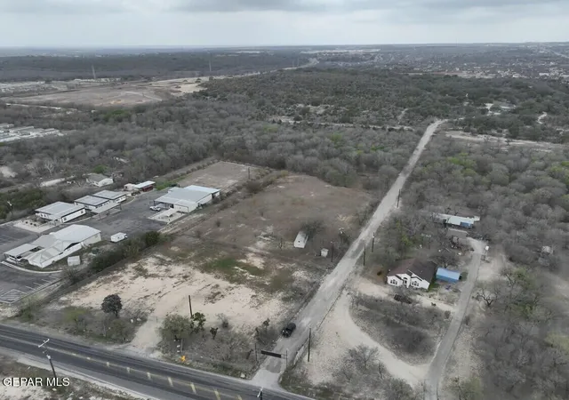 Homes for sale in Unincorporated, TX | 1505 Grosenbacher Rd, Unincorporated, TX 99999 | MLS# 941520