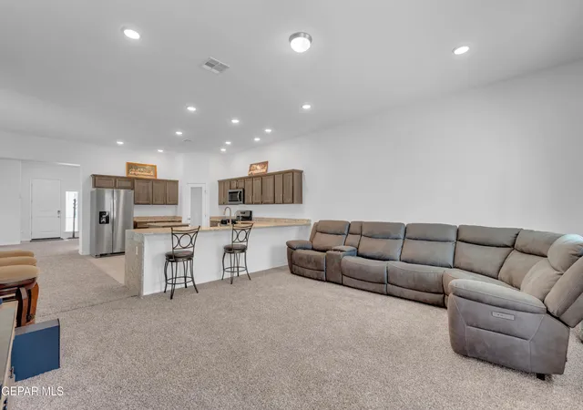 Homes for sale in El Paso, TX | 14360 Steve Joyce Pkwy, El Paso, TX 79928 | MLS# 941594