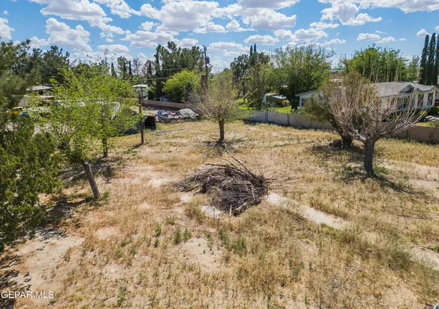 5th image of 270 Holguin Ave, Vinton, TX 79821 | MLS# 941882