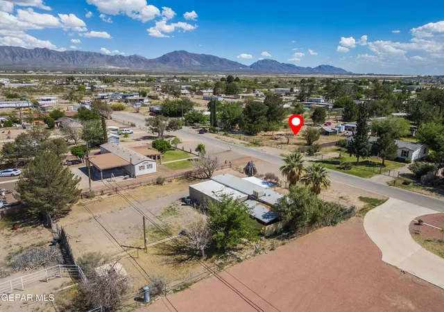 7th image of 270 Holguin Ave, Vinton, TX 79821 | MLS# 941882