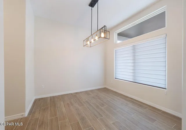 Photo 2 of Single family home for sale at 561 La Entrada Cir, Sunland Park, NM 88063 | MLS# 941747 | Listing updated on 2026-06-18