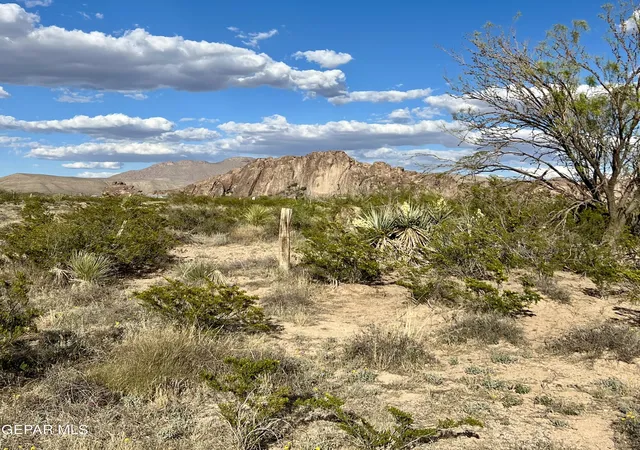 Photo 1 of Land for sale at 17500 Lemuel Cir, El Paso, TX 79938 | MLS# 942016 | Listing updated on 2026-05-29
