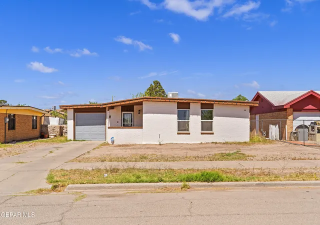 Photo 1 of Single family home for sale at 729 Fall River Rd, El Paso, TX 79907 | MLS# 941885 | Listing updated on 2026-09-13