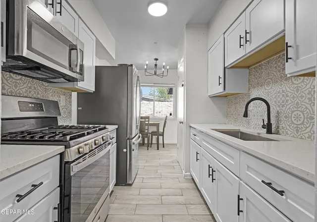 Photo 3 of Single family home for sale at 729 Fall River Rd, El Paso, TX 79907 | MLS# 941885 | Listing updated on 2026-09-13
