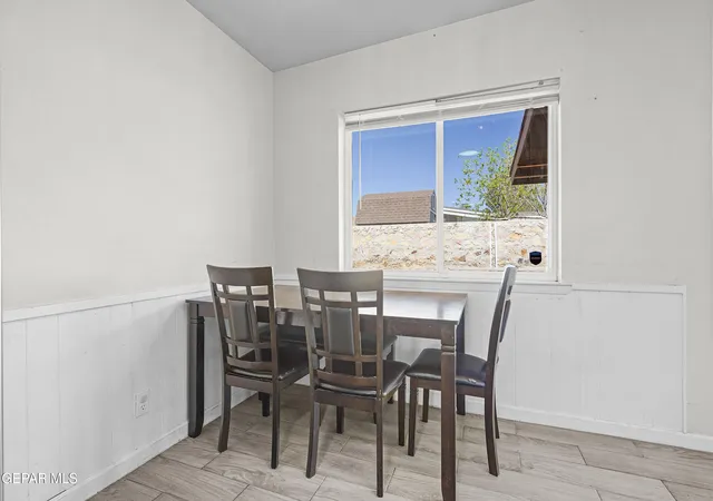 Photo 4 of Single family home for sale at 729 Fall River Rd, El Paso, TX 79907 | MLS# 941885 | Listing updated on 2026-09-13
