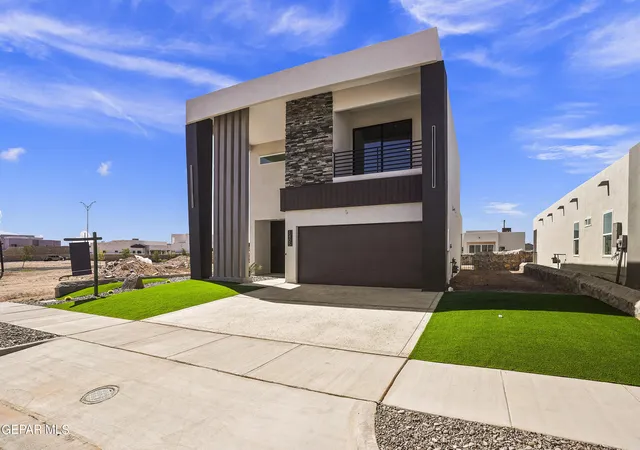 Photo 3 of Single family home for sale at 12520 Amesbury Ave, El Paso, TX 79928 | MLS# 941935 | Listing updated on 2026-09-20