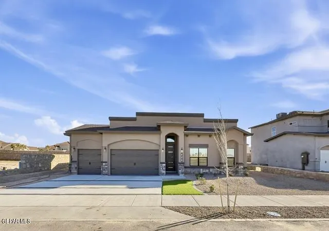 Photo 2 of Sale Pending at 422 Masoud Ct, El Paso, TX 79932 | MLS# 942138 | Listing updated on 2026-07-31