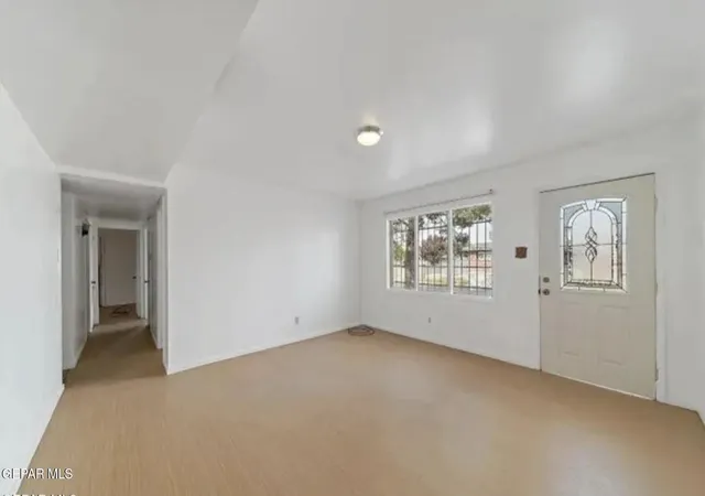 5th image of 7632 Franklin Dr, El Paso, TX 79915 | MLS# 942232