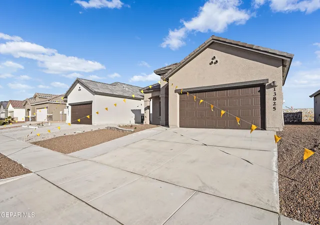 2nd image of 13816 Paseo Perlas Dr, Horizon City, TX 79928 | MLS# 942255