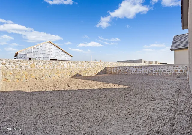 4th image of 13816 Paseo Perlas Dr, Horizon City, TX 79928 | MLS# 942255