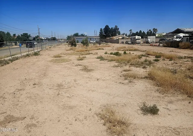 2nd image of 291 Flor Amarilla, Socorro, TX 79927 | MLS# 942477
