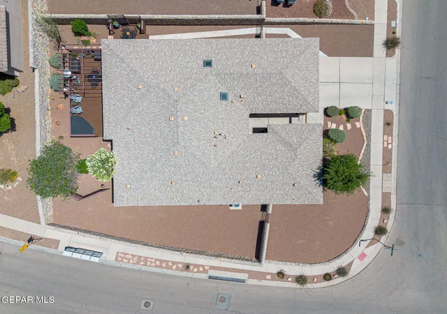 Photo 3 of Sale Pending at 7347 Black Mesa Dr, El Paso, TX 79911 | MLS# 942533 | Listing updated on 2026-07-30