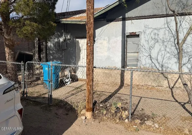 4th image of 15221 Los Angeles St, Clint, TX 79836 | MLS# 945242