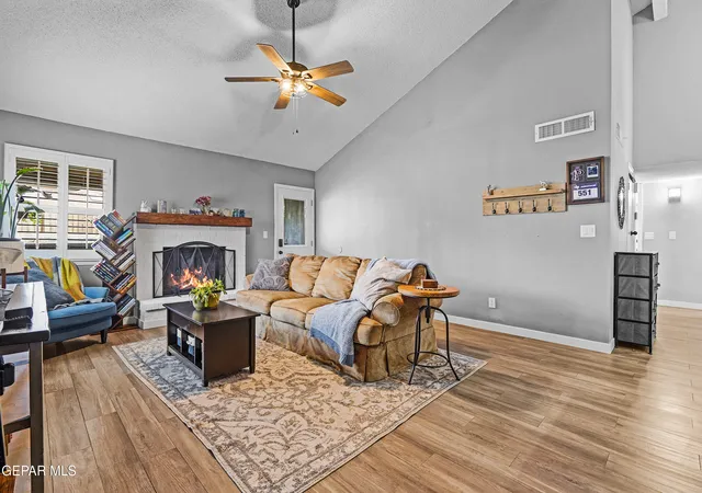Photo 4 of Sale Pending at 10900 Ernie Banks Dr, El Paso, TX 79934 | MLS# 947075 | Listing updated on 2026-07-13