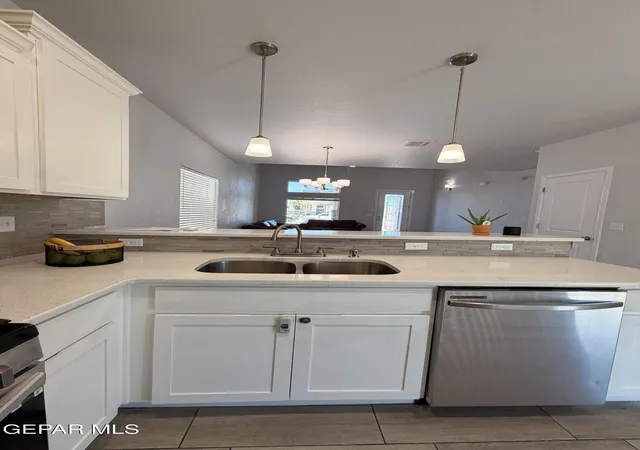 Homes for sale in Santa Teresa, NM | 837 Magnolia Park St, Santa Teresa, NM 88008 | MLS# 942593