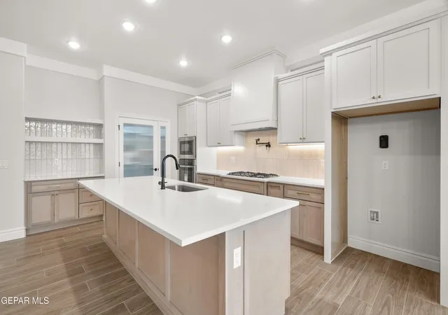 2nd image of 536 Paseo De La Reina St, El Paso, TX 79928 | MLS# 943608