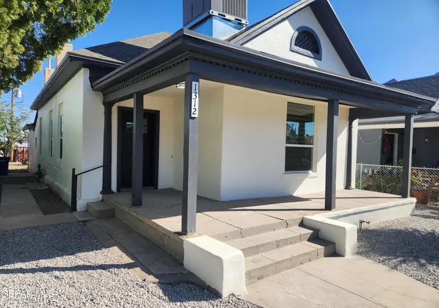 Photo 3 of Single family home for sale at 1312 Wyoming Ave, El Paso, TX 79902 | MLS# 942756 | Listing updated on 2026-09-11