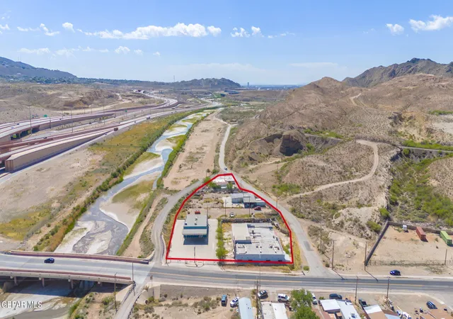 Photo 3 of Single family home for sale at 111 Brickland Rd, Sunland Park, NM 88063 | MLS# 942856 | Listing updated on 2026-06-17