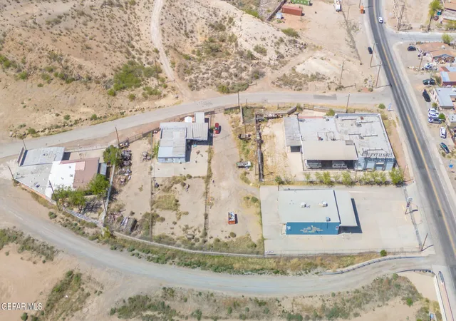 Photo 4 of Single family home for sale at 111 Brickland Rd, Sunland Park, NM 88063 | MLS# 942856 | Listing updated on 2026-06-17