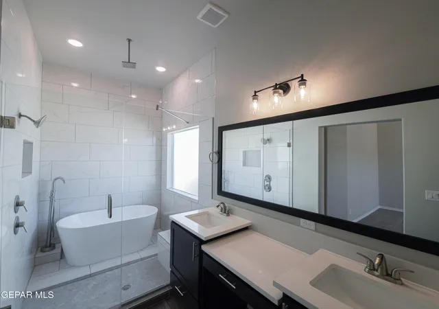 Photo 5 of Single family home for sale at 198 Olive Branch Way, Sunland Park, NM 88008 | MLS# 942939 | Listing updated on 2026-09-02