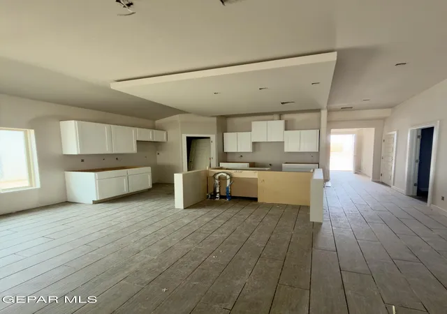 Homes for sale in El Paso, TX | 3889 Perspective St, El Paso, TX 79938 | MLS# 942933