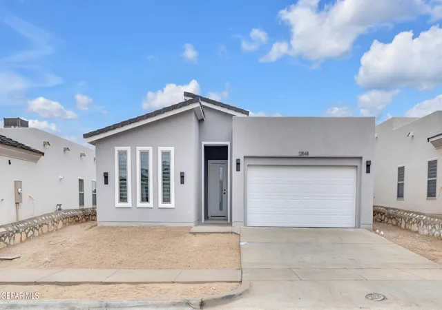 Photo 2 of Single family home for sale at 858 Harpendem Dr, Horizon City, TX 79928 | MLS# 942963 | Listing updated on 2026-06-18