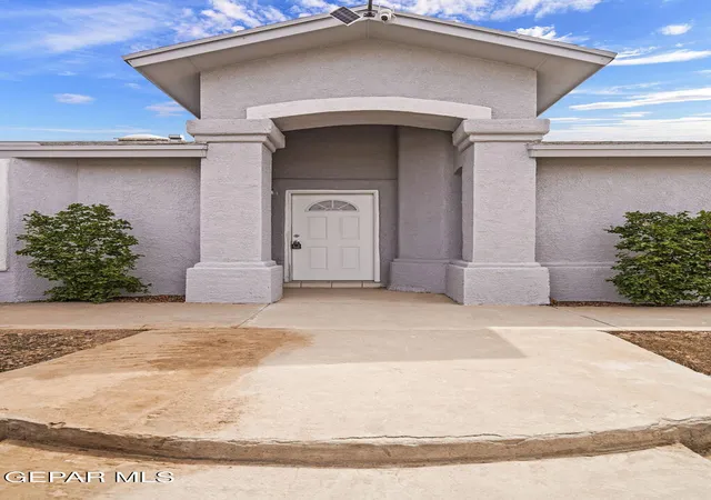 Photo 4 of Sale Pending at 11609 Bell Tower Dr, El Paso, TX 79936 | MLS# 943221 | Listing updated on 2026-08-23