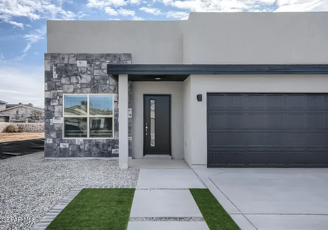 Photo 2 of Single family home for sale at 12184 Bahjat Dr, El Paso, TX 79934 | MLS# 943272 | Listing updated on 2026-09-18