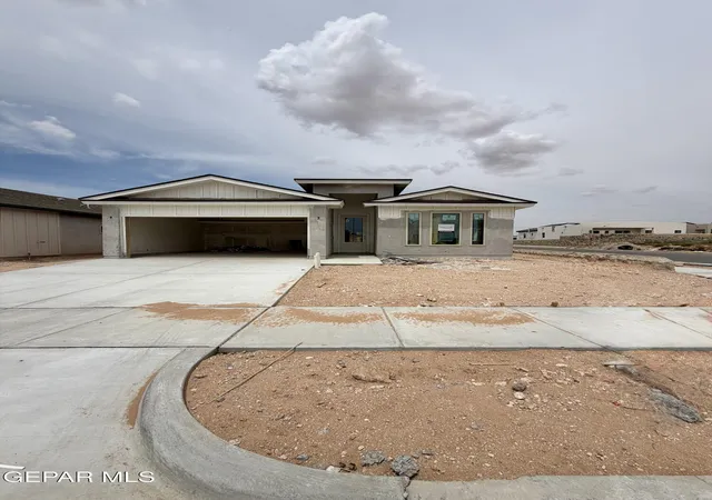 Homes for sale in El Paso, TX | 3893 Perspective St, El Paso, TX 79938 | MLS# 943284
