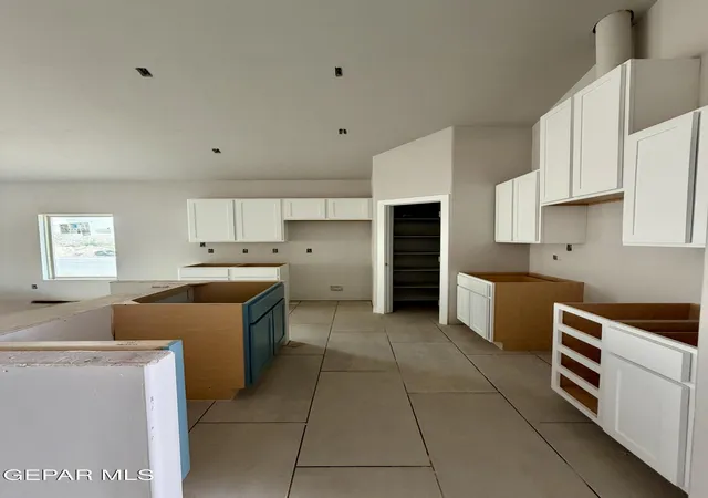 Homes for sale in El Paso, TX | 3893 Perspective St, El Paso, TX 79938 | MLS# 943284