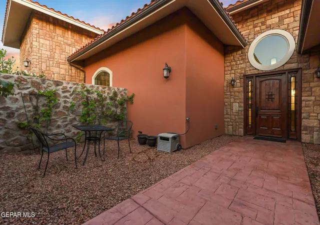 3rd image of 709 Woodfield Dr, El Paso, TX 79932 | MLS# 943311