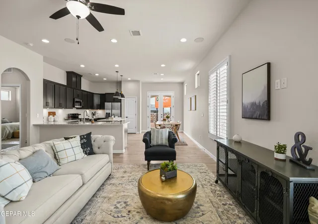 Photo 3 of Single family home for sale at 605 Bluegruff St, Horizon City, TX 79928 | MLS# 943454 | Listing updated on 2026-07-06