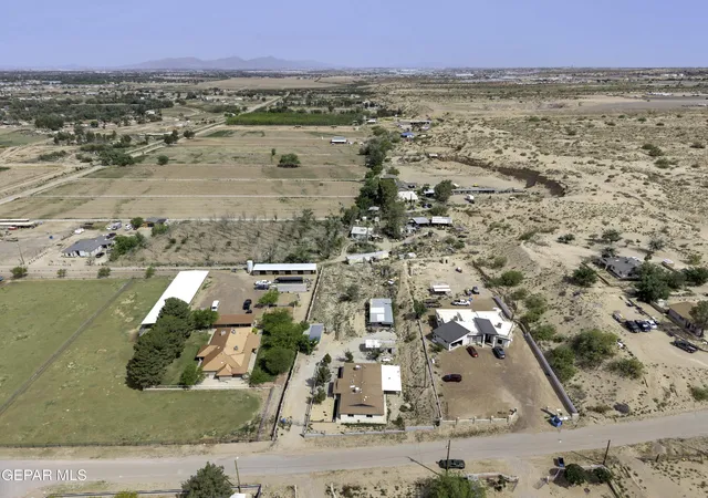 49th image of 943 Quail Mesa Dr, El Paso, TX 79927 | MLS# 943505