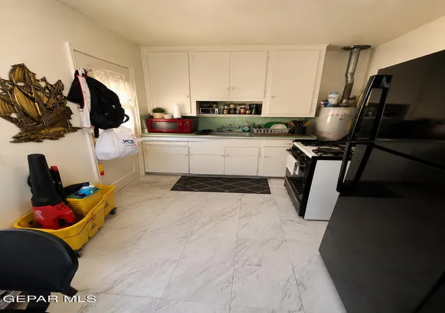 Photo 4 of House for sale at 3402-3400 Nashville Ave, El Paso, TX 79930 | MLS# 943466 | Listing updated on 2026-09-17