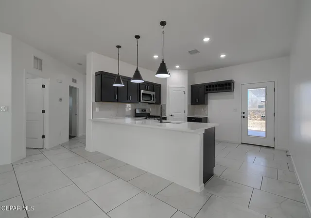 4th image of 1025 Sidonia Pl, Socorro, TX 79927 | MLS# 943716
