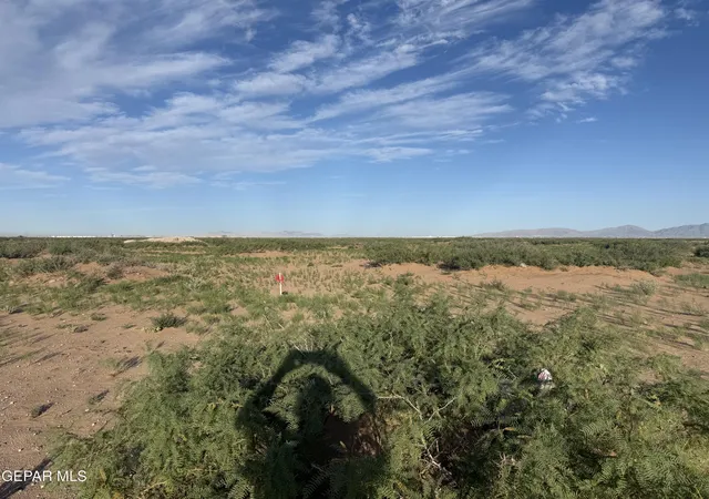 Photo 4 of House for sale at Pn305324 La Joya Dr, El Paso, TX 79928 | MLS# 943772 | Listing updated on 2026-05-11