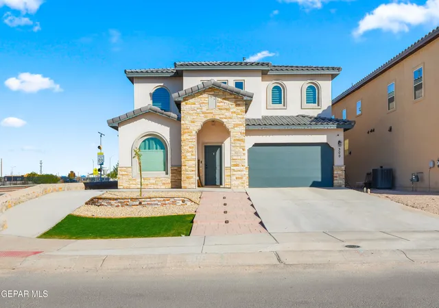 Photo 1 of Single family home for sale at 300 Samuel Vista St, Horizon City, TX 79928 | MLS# 943812 | Listing updated on 2026-09-25