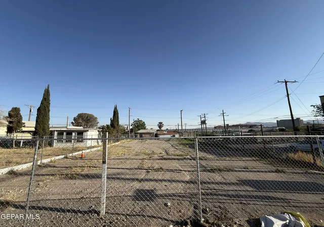 3rd image of 5300 Gateway Boulevard, El Paso, TX 79905 | MLS# 943889